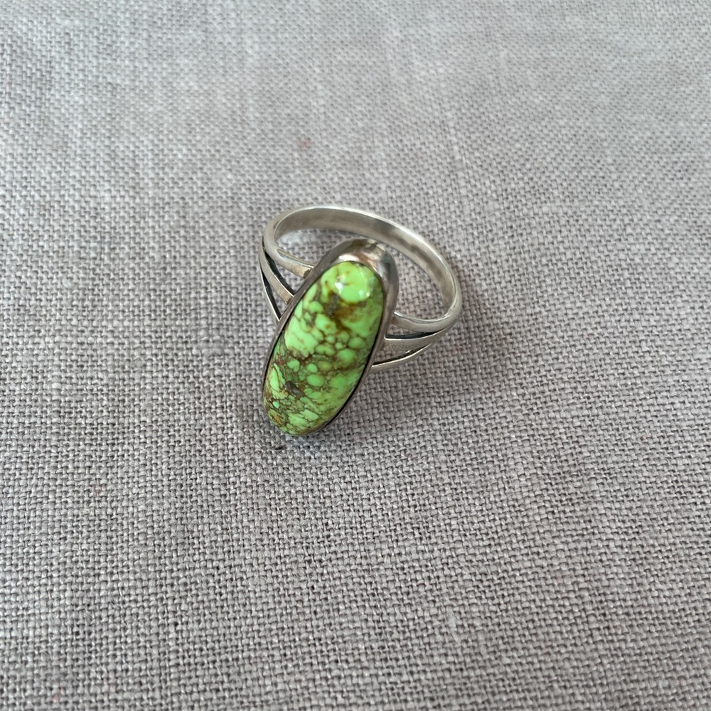 Green stone and Sterling Silver Ring from Yellowstone National Park, Size 8.5